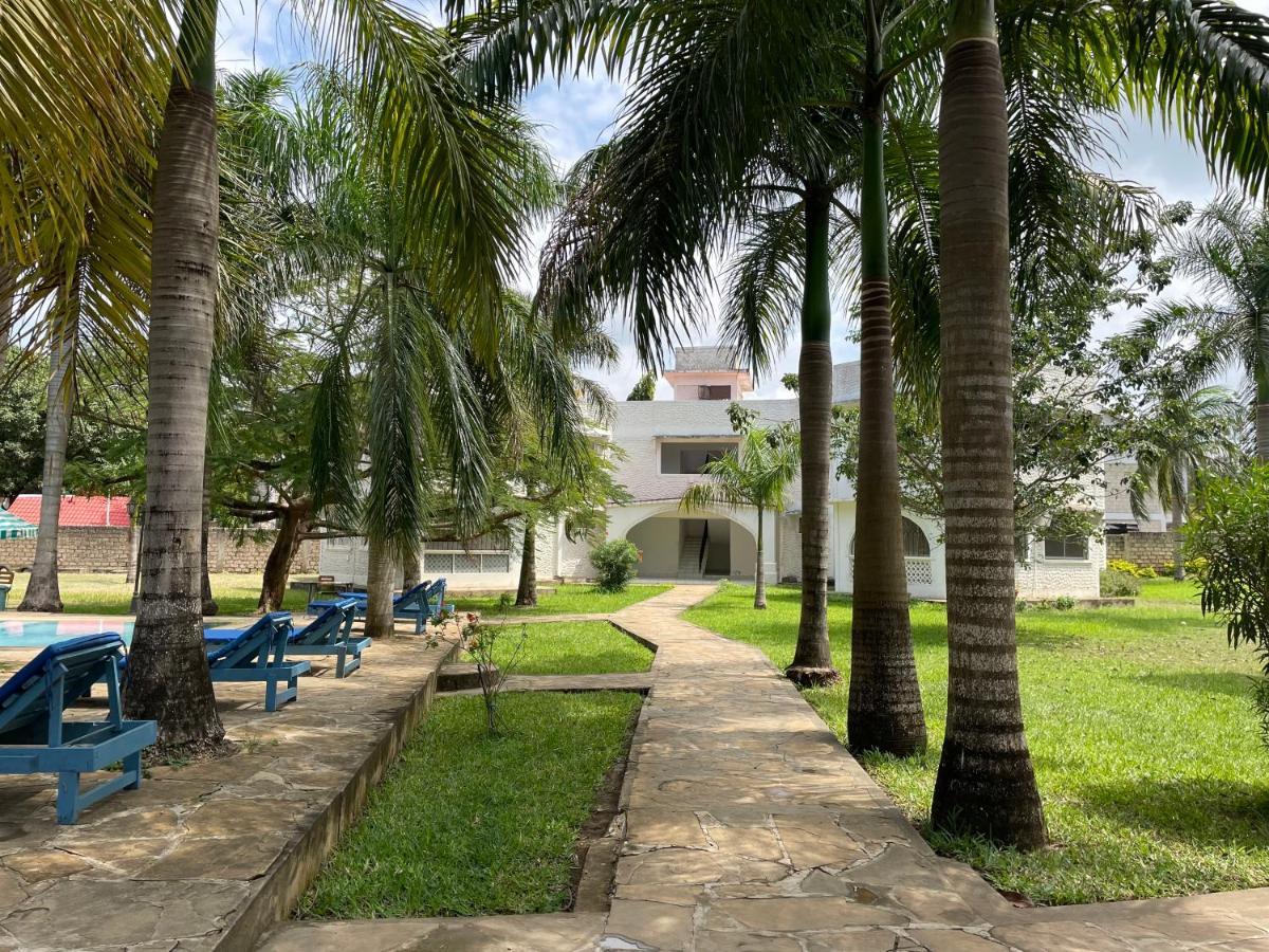 Royal Palms Apartment A4 Mombasa Dış mekan fotoğraf