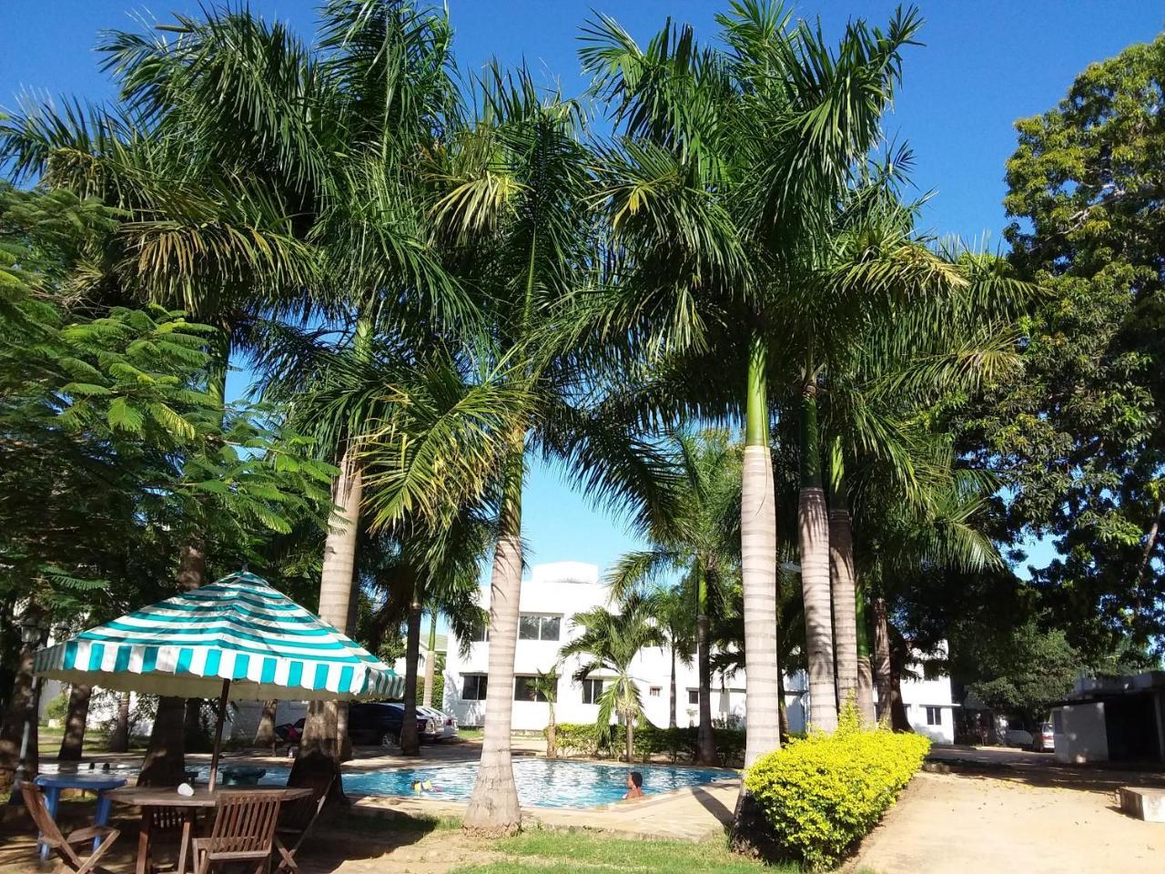 Royal Palms Apartment A4 Mombasa Dış mekan fotoğraf